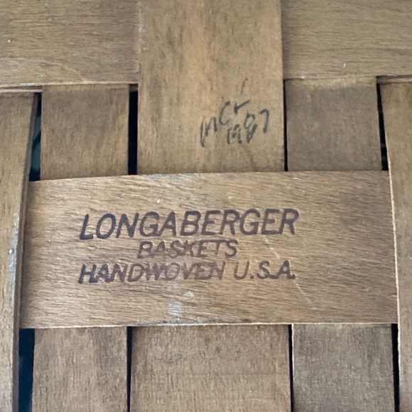 Longaberger Rich Brown Rectangular Basket - Picture 2 of 7